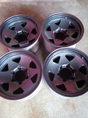 ล้อแม็ก6รูขอบ15เหลือ3000บาท
