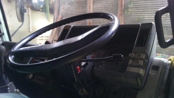 ร็อคกี้  175  แรง  ยาว  7 เมตร  รถสวยพร้อมใช้  เดิมใช้บรรทุกเครื่องเสียง  ราคา  480,000  บาท ร็อคกี้  175  แรง  ยาว  7 เมตร  รถสวยพร้อมใช้  เดิมใช้บรรทุกเครื่องเสียง  ราคา  480,000  บาท