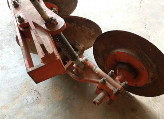 ตราช้าง 4x22นิ้วสวยๆครับ