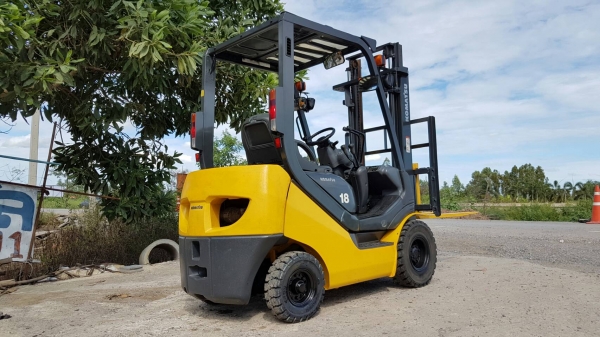 ขายด่วนรถยกKOMATSU FG18-21 ยก1.8ตันเสาสูง3เมตรยางตัน4เส้นชั่วโม่งทำงานน้อยแค่1180เองรถนอกนำเข้ายังไม่เคยใช้งานในเมืองไทยเลย=รุ่นใหม่ขายถูกๆๆ