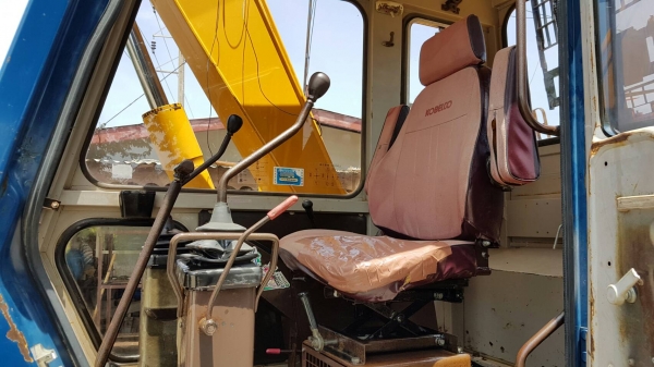 ขายด่วนรถแบคโฮKOBELCO-SK03=SK60รถนอกสถาพดีเดิมๆเพิ่งนำเข้ามายังไม่เคยใช้งานในเมืองไทยเลย