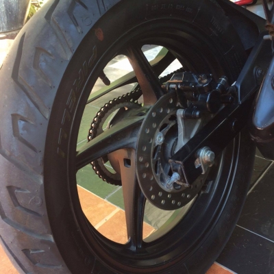 cbr150r สีขาว รถปี2013 38000