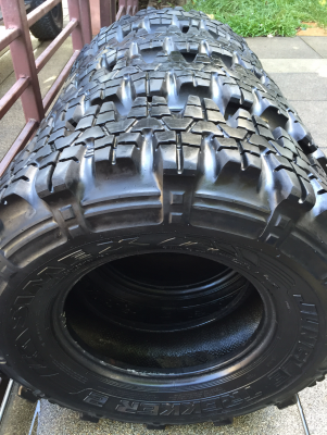 ยางตะขาบ Simex 34 10.5 R16 ดอกเยอะ พร้อมใช้งาน ราคาไม่แพง