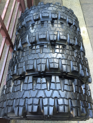 ยางตะขาบ Simex 34 10.5 R16 ดอกเยอะ พร้อมใช้งาน ราคาไม่แพง