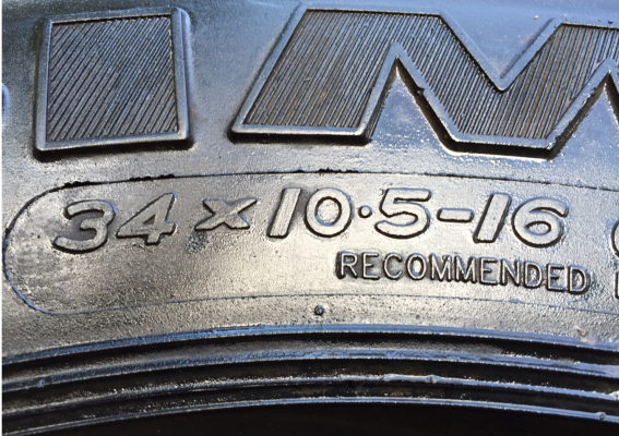 ยางตะขาบ Simex 34 10.5 R16 ดอกเยอะ พร้อมใช้งาน ราคาไม่แพง