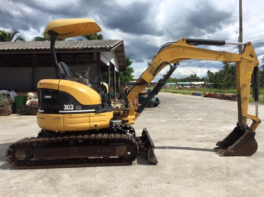 รถขุด CAT 303CR นำเข้า มือสองญี่ปุ่น