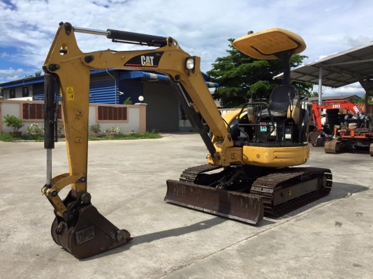 รถขุด CAT 303CR นำเข้า มือสองญี่ปุ่น