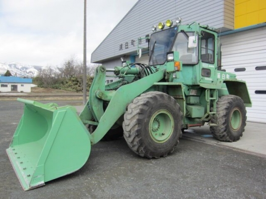 ถึงไทยแล้วครับ KOMATSU WA300-1 ซีเรียล 30,000กว่า ญี่ปุ่นแท้ โทร.090-986-2521 อ๊อบ