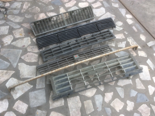 กระจังหน้ารถเก่า