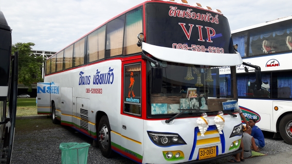 ขายรถบัสแอร์6ล้อ ขายรถบัสแอร์6ล้อ