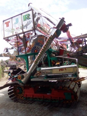 รถบ้านฝากขาย ต.เจริญการช่าง ปี 2014 เครื่อง ฮีโน JO8CT 260 turbo อุ้ม 2.7 ตัน ตัวเดิน 12 HT โซ่ 48 ข้อ ขนาด D.20 โรลเลอร์ 11 ลูก ปั้มไดกิน 22PV มอเตอร์โคมัทซุ 90 ตู้ 6 ฟุต ลูกตี 20" ใบมีด 41 ใบ ราคา 1.3 ล้าน ต่อรอง อยู่ นครปฐม รถสวย เหมือนใหม่ พ รถบ้านฝากขาย ต.เจริญการช่าง ปี 2014 เครื่อง ฮีโน JO8CT 260 turbo อุ้ม 2.7 ตัน ตัวเดิน 12 HT โซ่ 48 ข้อ ขนาด D.20 โรลเลอร์ 11 ลูก ปั้มไดกิน 22PV มอเตอร์โคมัทซุ 90 ตู้ 6 ฟุต ลูกตี 20" ใบมีด 41 ใบ ราคา 1.3 ล้าน ต่อรอง อยู่ นครปฐม รถสวย เหมือนใหม่ พ