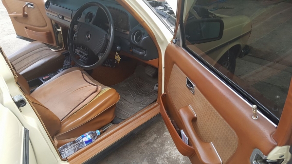 ขาย/แลก เบนซ์ w123 โทร 0910261705