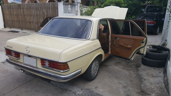 ขาย/แลก เบนซ์ w123 โทร 0910261705