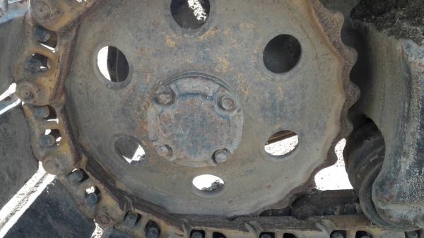 ขาย 300,000 KOMATSU  12 HT เครื่องดี ปั้มแรงใส่ปั้ม 120 -3 เอวแน่น (เหมาะทำตัวเดินรถเกี่ยว) โซ่สวย แผ่นยาว 70 ซม. เทียบเท่าขนาด120 รถสวยพร้อมใช้และพร้อมตัดด่วน 090-772-3710 090-772-3708
