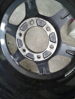 ล้อแม็ก16นิ้ว6รู สวยๆ 4 ล้อ ราคา 7900 บาท