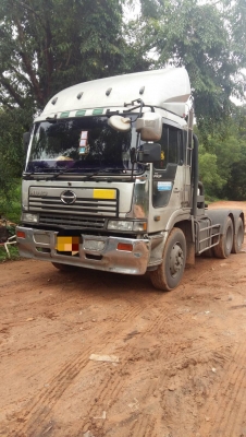 10ล้อหัวลาPROFIA..320แรง2คัน360แรง1คัน...น็อตเพลา10ตัว รถใช้งานอยู่ ยางสวย