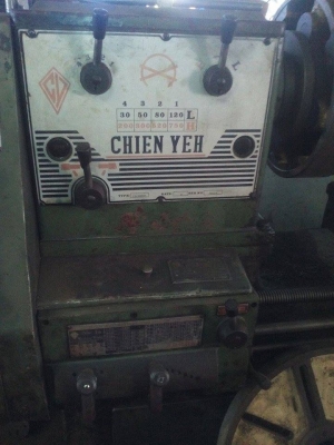 เครื่องกลึงชินเย้ย ไต้หวัน ใช้งานได้ปกติ