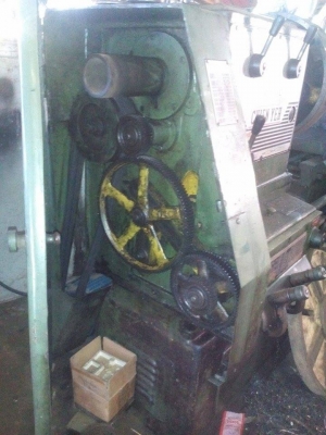 เครื่องกลึงชินเย้ย ไต้หวัน ใช้งานได้ปกติ