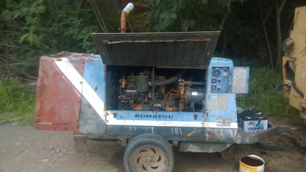 ขายรถเจาะหิน Furukawa 180 พร้อมเครื่องลม Komatsu