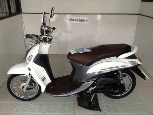 Fino Fi ลายPremium วิ่ง6000 ปลายปี57 (ของแถม 4 รายการ)