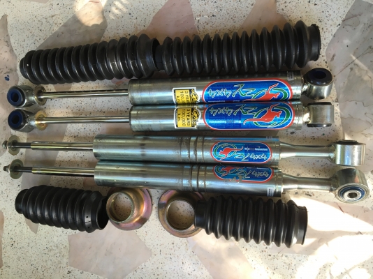 ขายโช้ค West Coast Mono-tube 4ต้น สำหรับวีโก้ตัวสูง