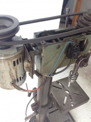 สว่านแท่น รุ่นเก่า KIRA JAPAN(มอเตอร์มิซซู) สว่านแท่น รุ่นเก่า KIRA JAPAN(มอเตอร์มิซซู)