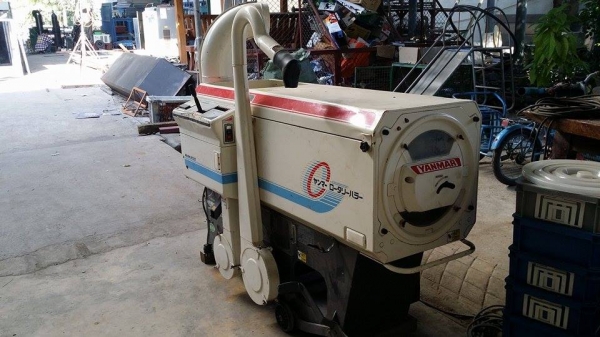 เครื่องสีข้าวกล้องเก่าญี่ปุ่น YANMAR รุ่น RHM250 สภาพเครื่องสวย เครื่องสีข้าวกล้องเก่าญี่ปุ่น YANMAR รุ่น RHM250 สภาพเครื่องสวย
