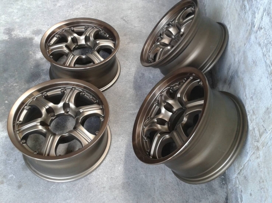 ขอบ15นิ้ว6รู สวยๆ 4 ล้อ ราคา 6500 บาท ขอบ15นิ้ว6รู สวยๆ 4 ล้อ ราคา 6500 บาท