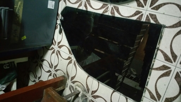 ขายกระจกหูช้างพร้อมบานพับยึดตัวถัง bmw 2002 ครบชุดซ้าย-ขวา

บานขวา กระจก duro glas
บานซ้ายไม่ใช่ครับ

แยกขาย
1. กระจกหูช้างขวา duro glas + บานพับ = 5000
2. กระจกหูช้างขวา durog glas 4000
3. บานพับ อันละ 1500
4. กระจกหูช้างซ้าย + บานพับ = 3500
5. กระจกหูช้