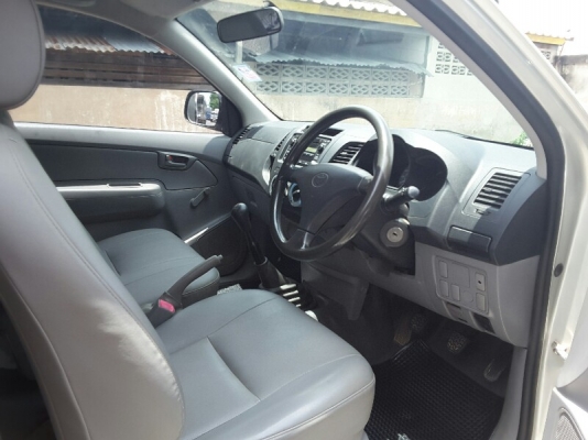 ขาย Toyota Vigo 2.7J ตอนเดียว ปี11.