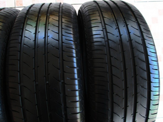 ขายยาง TOYO NANOENERGY3 215-60-16 ปี14 สวยจัด 1ชุด