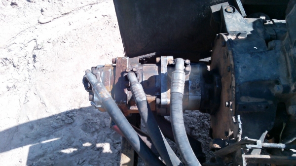 ขาย komatsu pc 100-2 รถทำงานเร็ว ยกเครื่องไหม่ 6BB1 -145 เเรง