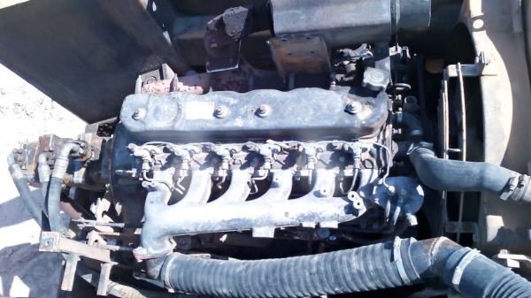 ขาย komatsu pc 100-2 รถทำงานเร็ว ยกเครื่องไหม่ 6BB1 -145 เเรง