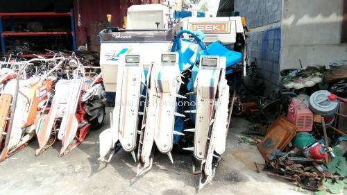 New รถเกี่ยวข้าวนั่งขับ ISEKI  HL255G-AWD  รหัสสินค้า : 80904344  Tel.086-8150487  Line ID: nihonmono