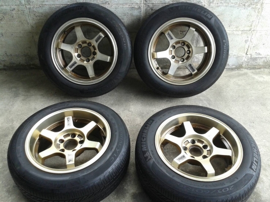 ขอบ16นิ้ว5รู114 พร้อมยาง สวยๆ 4 ล้อ ราคา 7900 บาท