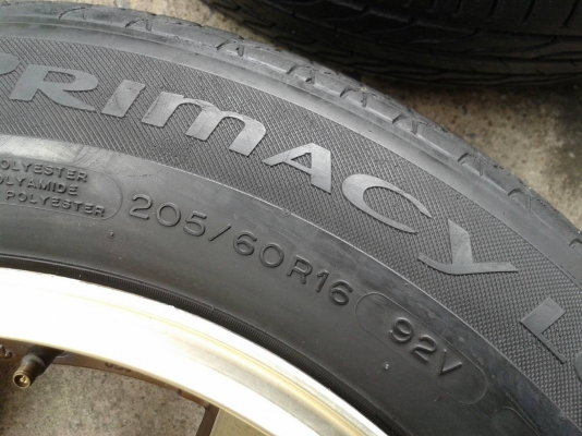 ขอบ16นิ้ว5รู114 พร้อมยาง สวยๆ 4 ล้อ ราคา 7900 บาท