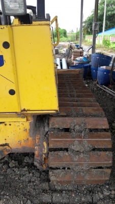 ขาย แทรคเตอร์ KOMATSU D20P-7E สภาพดี เครื่องดี  โซ่ดี  พร้อมใช้ เอกสารครบ สนใจโทร 089-3818694 ดวงนภา