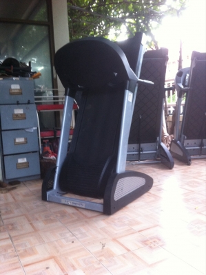 ลู่วิ่งไฟฟ้า Realfitness