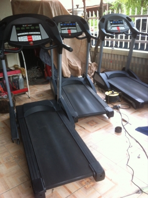 ลู่วิ่งไฟฟ้า Realfitness