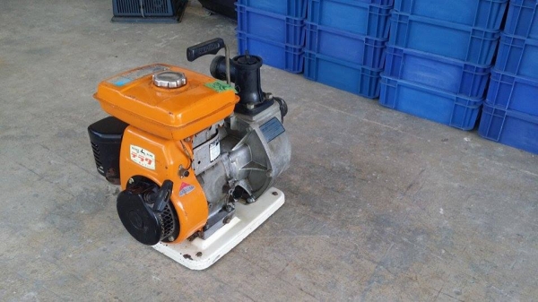 ปั๊มน้ำเก่าญี่ปุ่น TERADA รุ่น EY15D ขนาด 3.5 แรง ท่อสูบ 2 นิ้ว เครื่องยนต์ติดง่าย ปั๊มน้ำเก่าญี่ปุ่น TERADA รุ่น EY15D ขนาด 3.5 แรง ท่อสูบ 2 นิ้ว เครื่องยนต์ติดง่าย