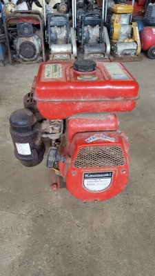 เครื่องเบนซิล  เพลาทด  KAWASAKI  7  แรง