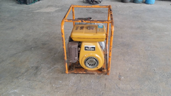 ปั๊มน้ำเก่าญี่ปุ่น ROBIN รุ่น EY18-3D ขนาด 5 แรง ท่อสูบ 3 นิ้ว ปั๊มน้ำเก่าญี่ปุ่น ROBIN รุ่น EY18-3D ขนาด 5 แรง ท่อสูบ 3 นิ้ว