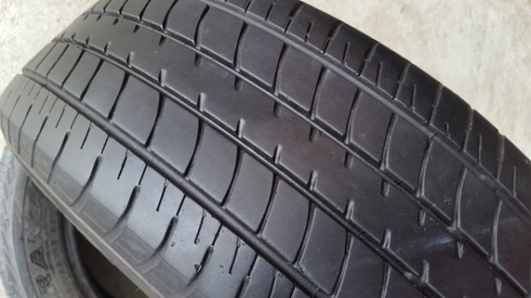 ขายล้อTOYOTA New VIOS(หน้าเงาดำ) ยางปี 15 4 ล้อ