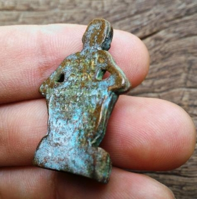 หลวงปู่สรวง ออยเตียนสลูน บายติ๊กเจีย เทวดาเล่นดินโลหะพิเศษ หล่อเก่ามีคราบสนิมเขียว