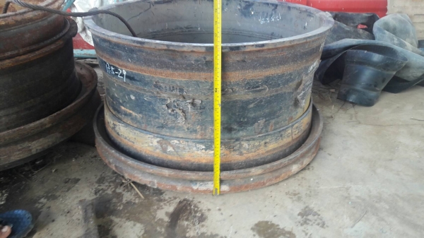 ขายกระทะล้อ สำหรับรถตัก รถเครน  ขายรวมกัน 3 ใบ ราคา 8,000 บาท