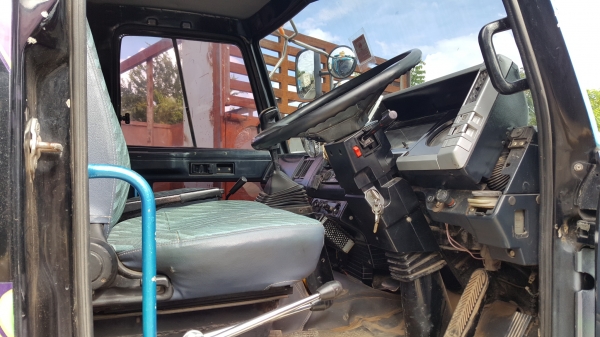 ขายสิบล้อ2เพลาดั้มเครื่อง260แรงเกียร์ฟูเลอร์แอร์เย็นเล่มพร้อมโอน ขายสิบล้อ2เพลาดั้มเครื่อง260แรงเกียร์ฟูเลอร์แอร์เย็นเล่มพร้อมโอน