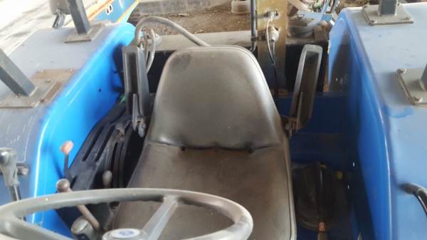 ขายNew Holland TS90