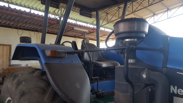 ขายNew Holland TS90