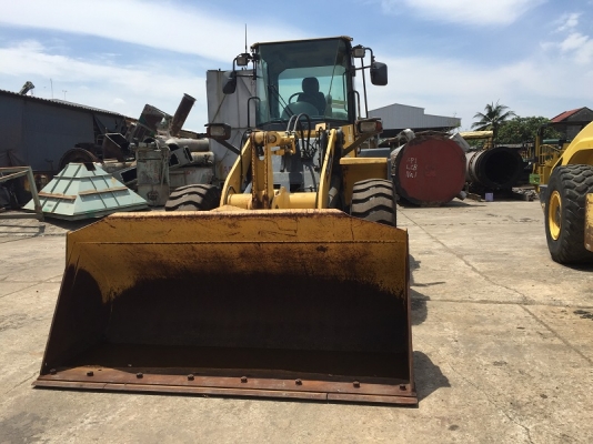รถตักล้อยาง Komatsu WA200-5 รภเก่านอกนำเข้าจากญี่ปุ่่น พร้อมใข้งานทันที 091 695-6445
