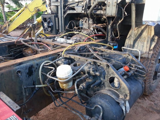 ขายหัวแคชซี 2เพลา เครื่อง225เทอร์โบอินเตอร์ พ.เพาเวอร์ เบรกจิฟฟี่ ยางดี แคชซีสวย สภาพพร้อมใช้งาน เอกสารพร้อมโอน ราคา550,000 สนใจโทร 090-8588220คุณนะ 093-3258446คุณบิว หรือเข้าดูสินค้าอื่นๆได้ที่ www.narong2truck.com หรือ www.truck.in.th/498 หรือเพจFaceboo